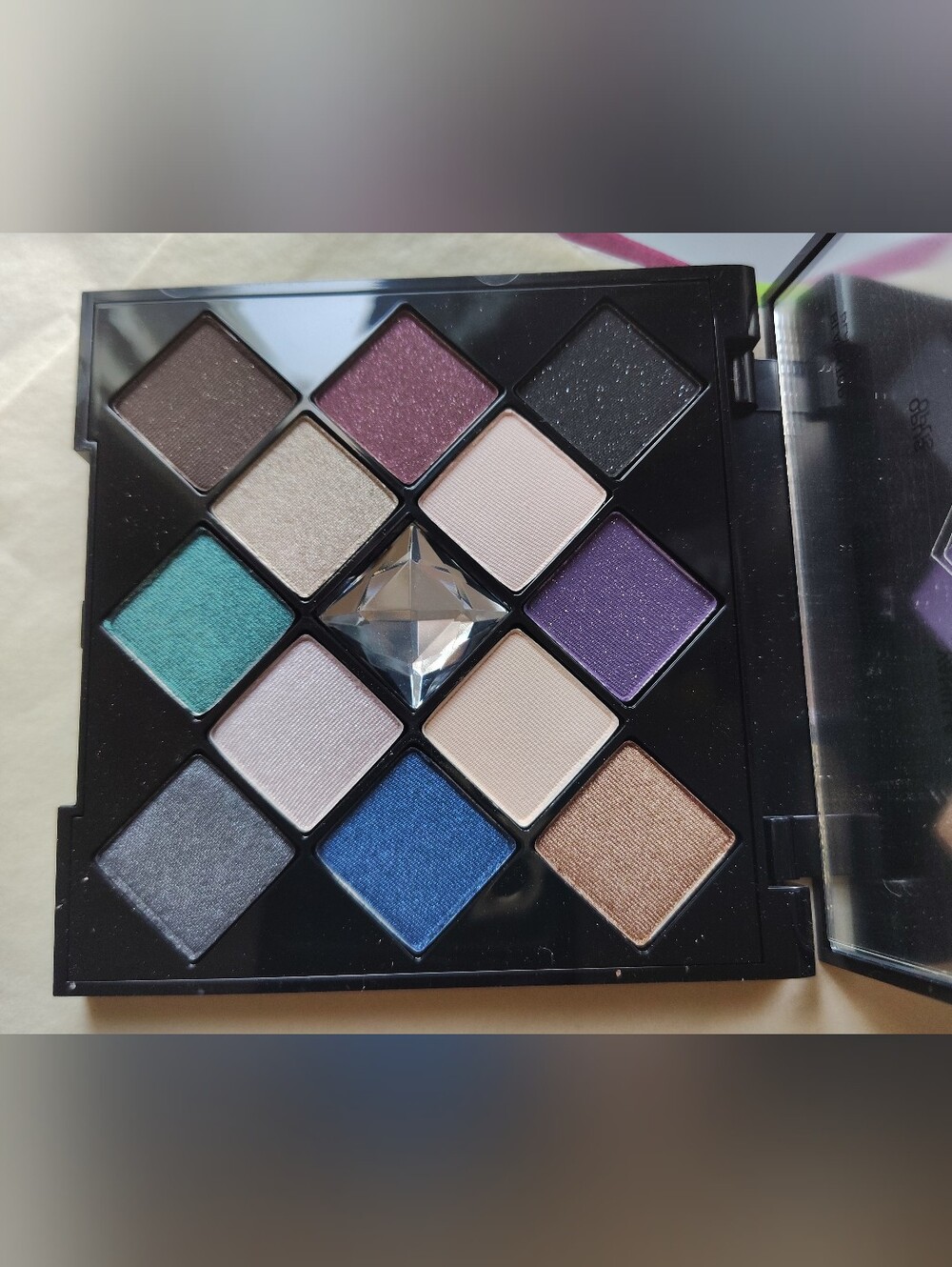 Smashbox Eyeshadow palette On The Rocks New